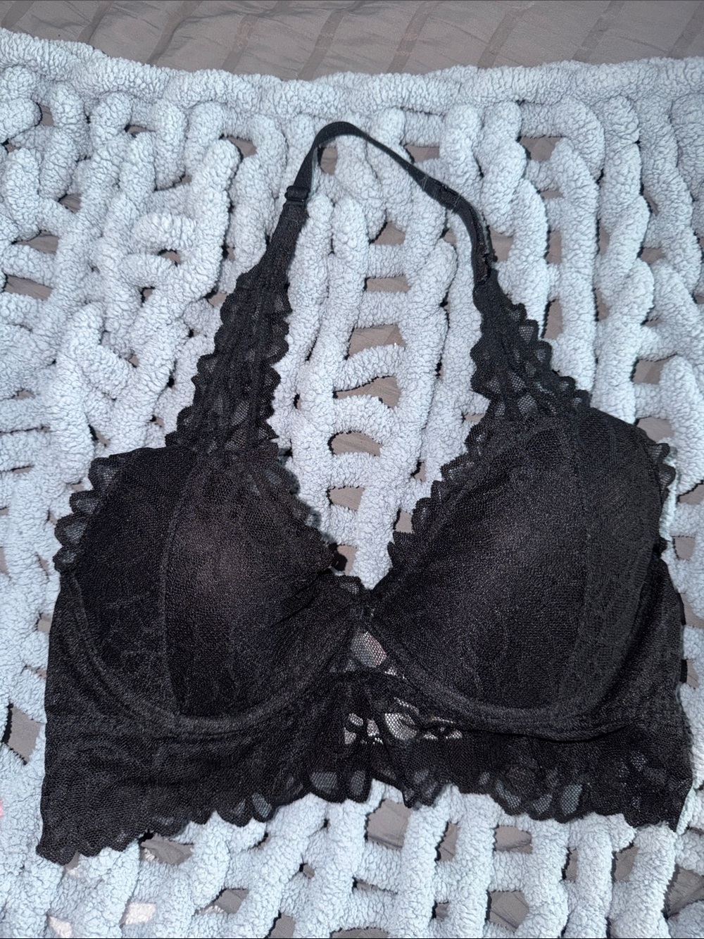 💗 PINK Lace Halter Under Wire Bralette in Black With Symbol On Back